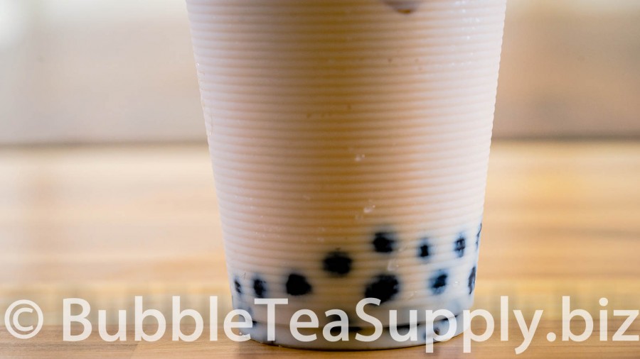 creme-brulee-bubble-tea-with-boba-tapioca-pearls-03